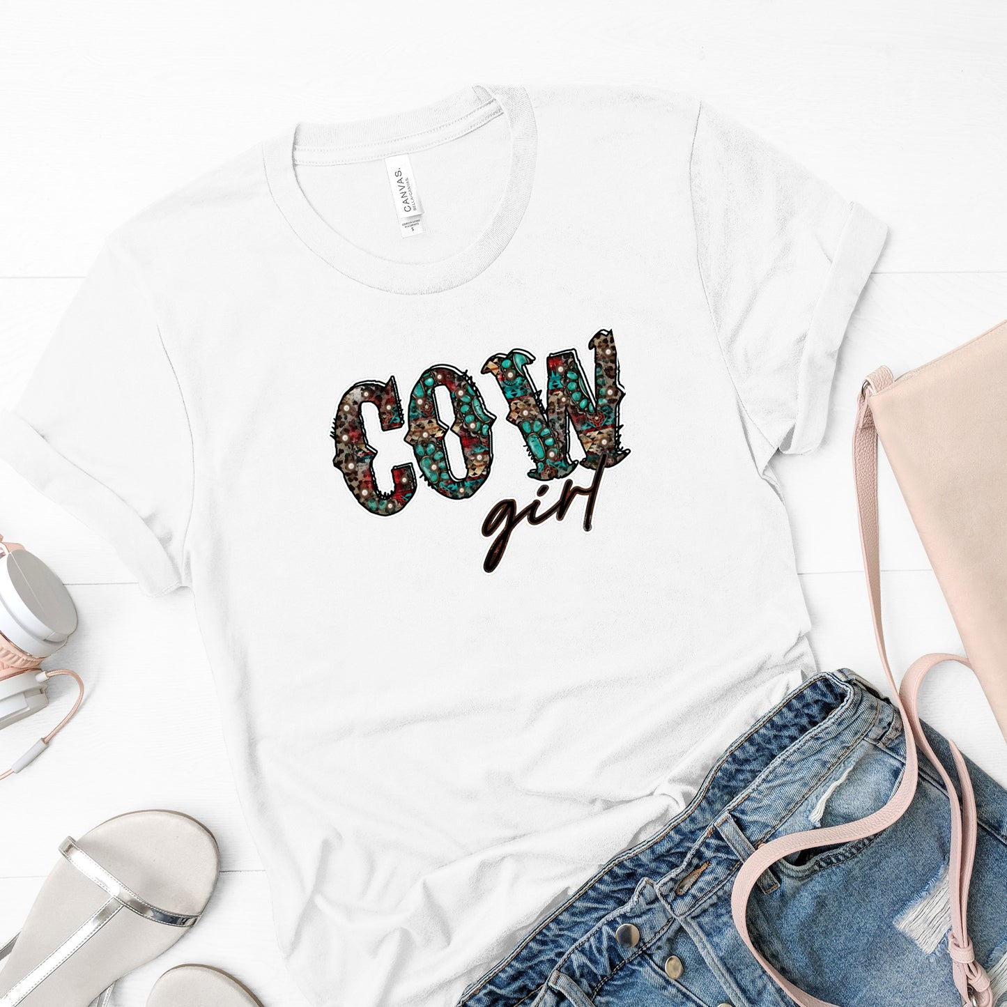 R09 Cow Girl